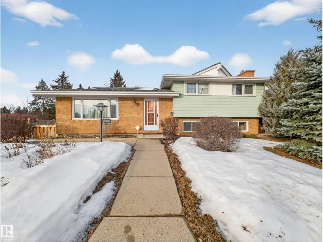 11008 40 AV NW, Edmonton, Alberta T6J0P8