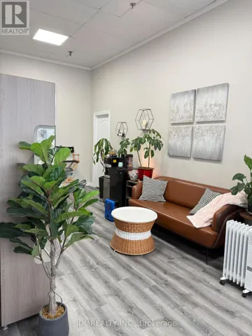 8 - 55 NUGGET AVENUE, Toronto (Agincourt South-Malvern West), Ontario M1S3L1