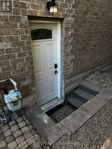 BASEMENT - 16 WELLSPRING AVENUE, Richmond Hill (Oak Ridges), Ontario L4E4Z6
