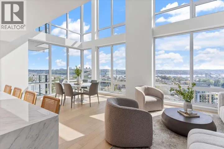 2404 1500 FERN STREET, North Vancouver, British Columbia V7J0E6