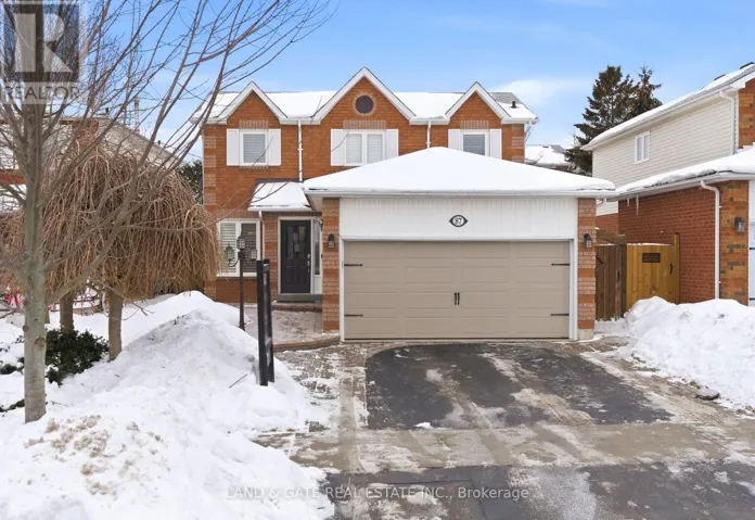 87 HOOPER SQUARE, Clarington (Bowmanville), Ontario L1C4X7