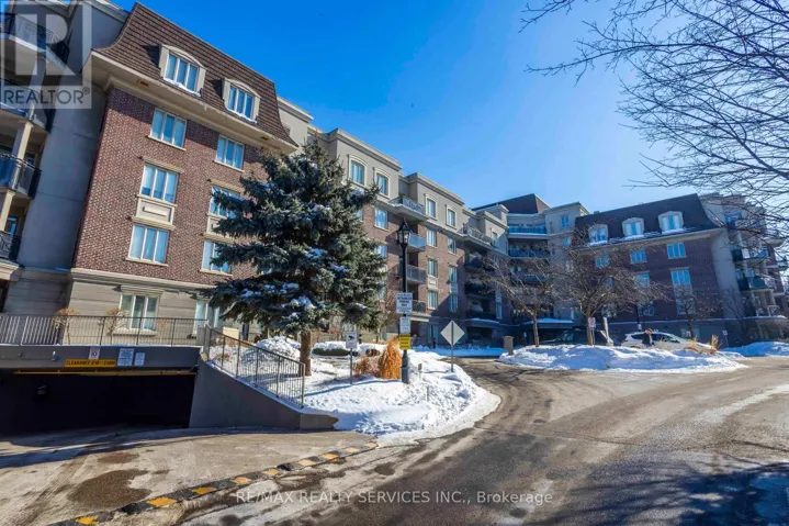 321 - 245 DALESFORD ROAD, Toronto (Stonegate-Queensway), Ontario M8Y4H7