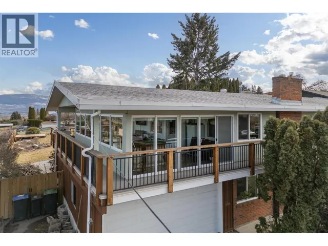 2415 Collingwood Road, West Kelowna, British Columbia V1Z2C3