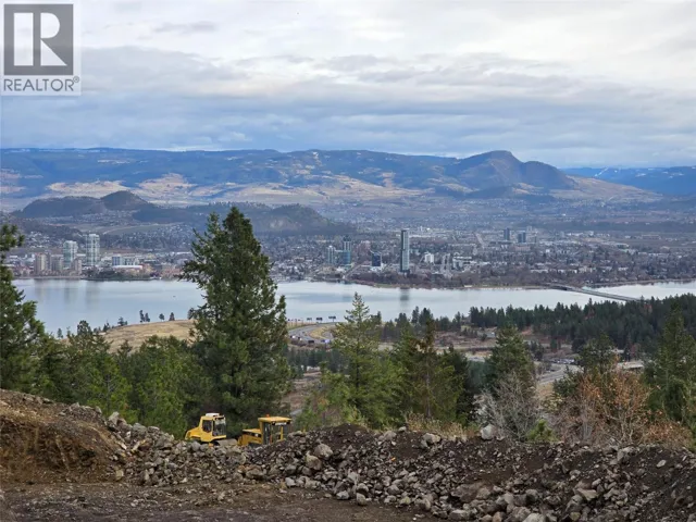 Prop Lot A 930 Pinewood Place Unit# 1, West Kelowna, British Columbia V1Z3G7