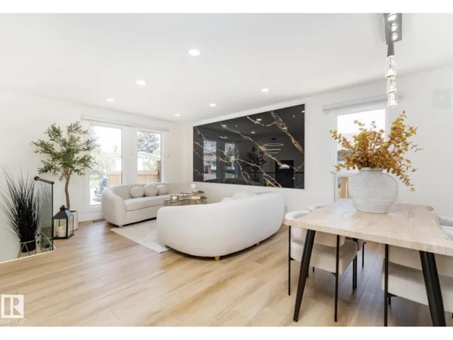 17327 106 ST NW, Edmonton, Alberta T5X3W9