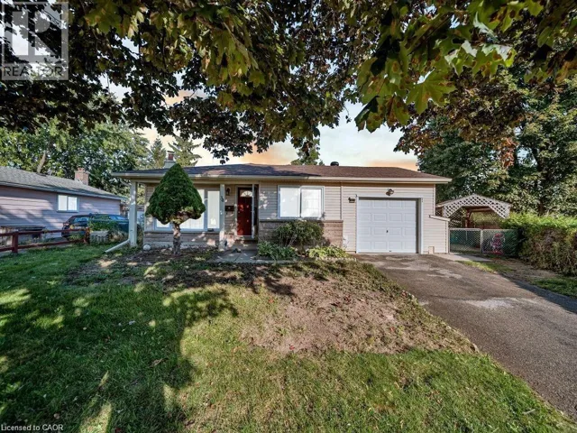 34 BELWOOD Crescent, Kitchener, Ontario N2C1Z3