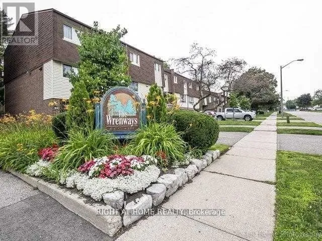 34 - 38 EDGAR WOODS ROAD, Toronto (Hillcrest Village), Ontario M2H2Y7