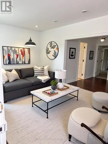 26 AVON AVENUE, Toronto (Rockcliffe-Smythe), Ontario M6N3W7