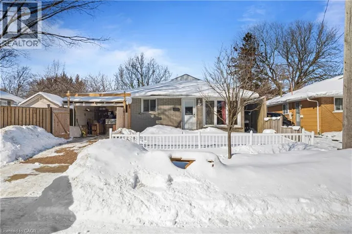52 RUBY Street, Kitchener, Ontario N2M3E3