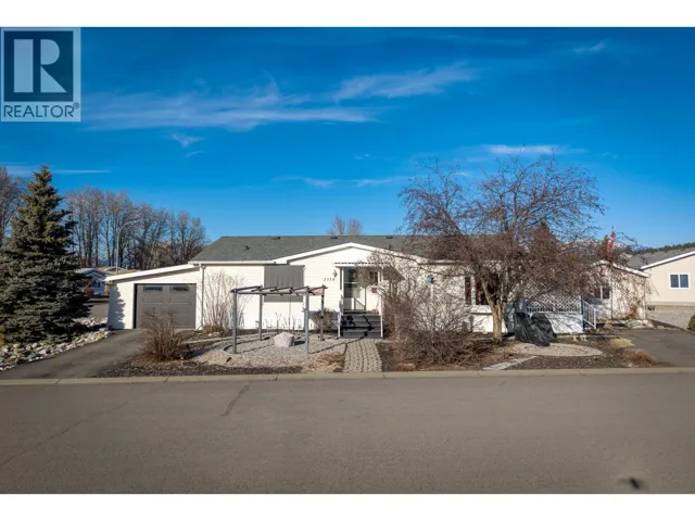 2116 KOKANEE N Court, Cranbrook, British Columbia V1C6N7