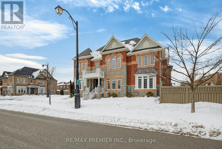 66 RED TREE DRIVE, Vaughan (Kleinburg), Ontario L4H4H7