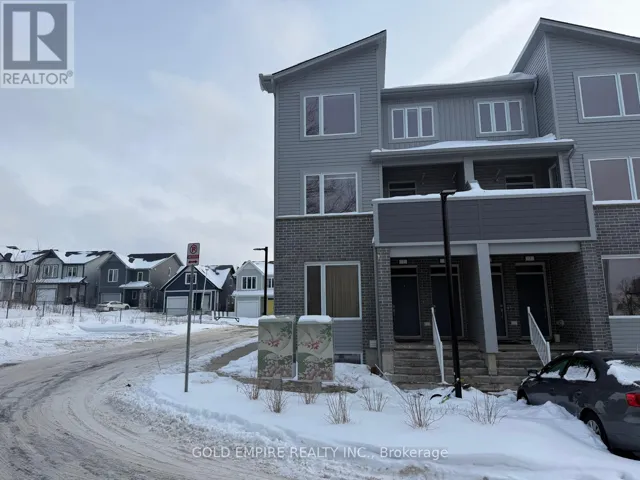 3 - 990 DEVERON CRESCENT, London South (South J), Ontario N5Z5A4