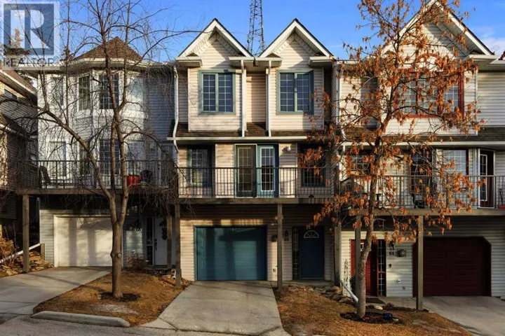 66 Patina Point SW, Calgary, Alberta T3H3J7