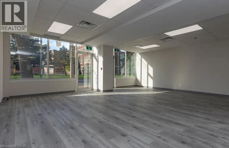 1327 MAIN Street E Unit# 3, Hamilton, Ontario L8K1B4