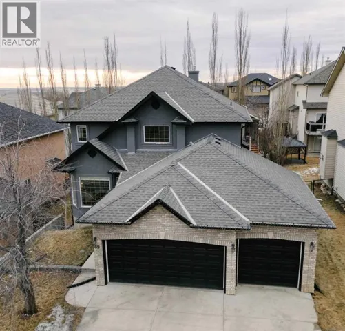 69 Elkton Way SW, Calgary, Alberta T3H4Y9