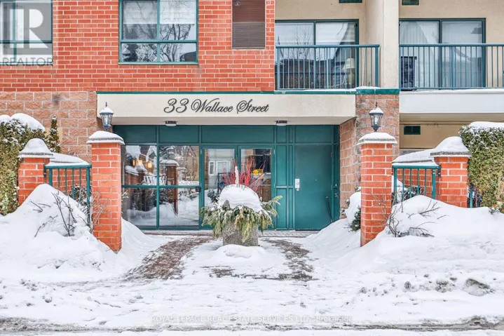 303 - 33 WALLACE STREET, Vaughan (West Woodbridge), Ontario L4L2P2