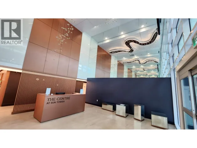 524 6378 SILVER AVENUE, Burnaby, British Columbia V5H0J2