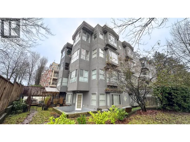 302 120 GARDEN DRIVE, Vancouver, British Columbia V5L4P4