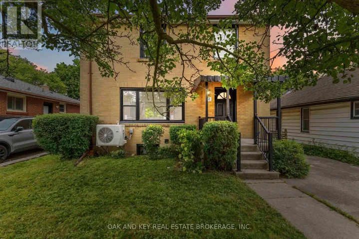 90 JACQUELINE STREET, London South (South I), Ontario N5Z3P7