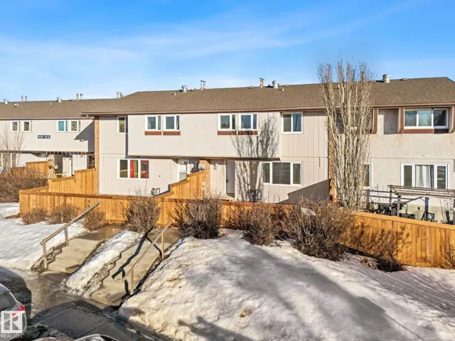 #2 14235 82 ST NW, Edmonton, Alberta T5E2V7