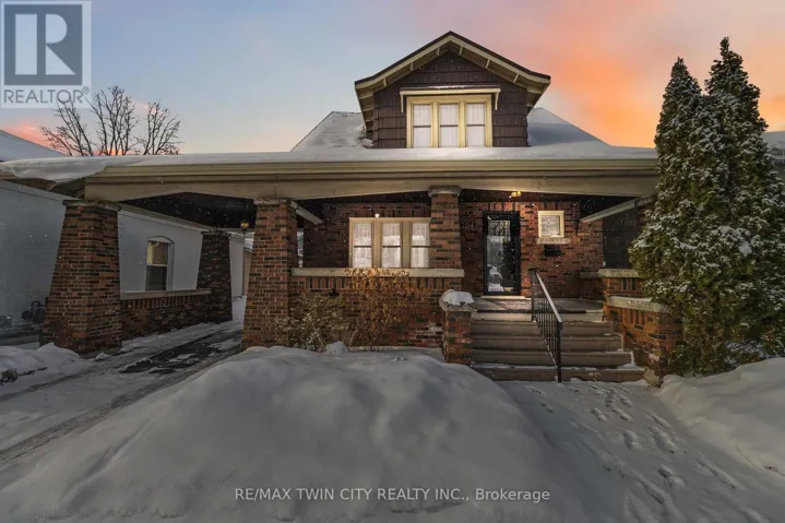 204 BRANT AVENUE, Brantford, Ontario N3T3H9