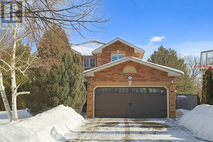 604 DUTCH ELLIOTT COURT, Newmarket (Gorham-College Manor), Ontario L3Y8L1