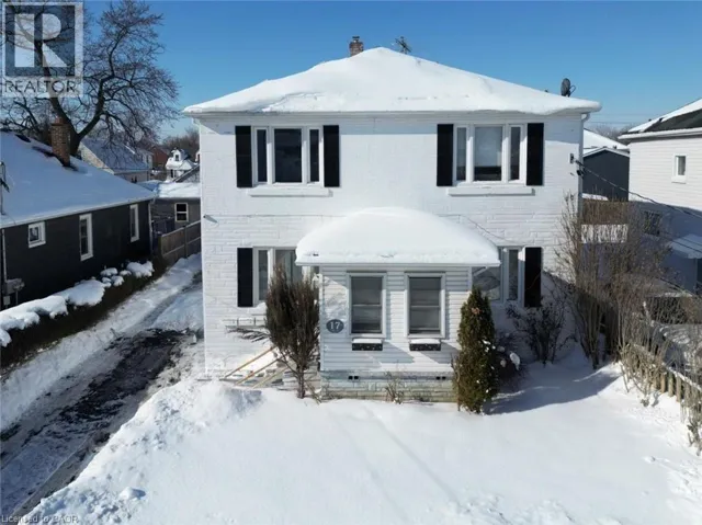 17 LYONS Avenue, Welland, Ontario L3B1L8