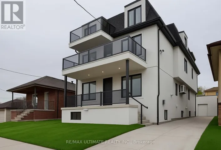6 CHUDLEIGH ROAD, Toronto (Caledonia-Fairbank), Ontario M6E1Y8