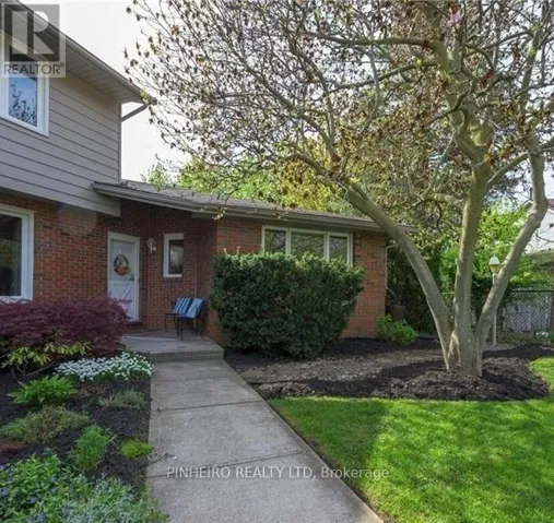 2 - 54 COTTONWOOD CRESCENT, London North (North F), Ontario N6G2Y8