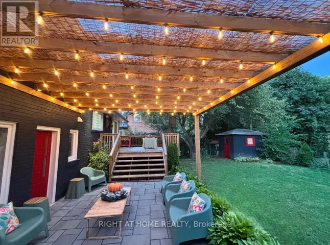 23 DRURY LANE, Toronto (Humber Heights), Ontario M9P1P8