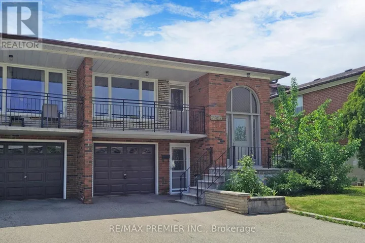 3646 MOLLY AVENUE, Mississauga (Mississauga Valleys), Ontario L5A3M5