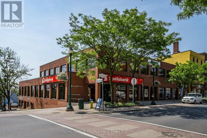 7 KING STREET W, Brockville, Ontario K6V3P7