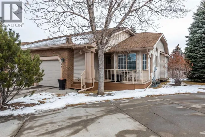 66 Douglas Woods Park SE, Calgary, Alberta T2Z2K6