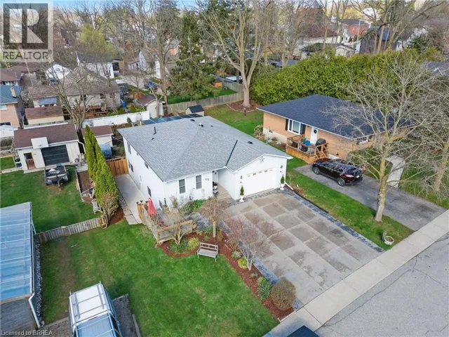 13 KING WILLIAM Street, St. George, Ontario N0E1N0