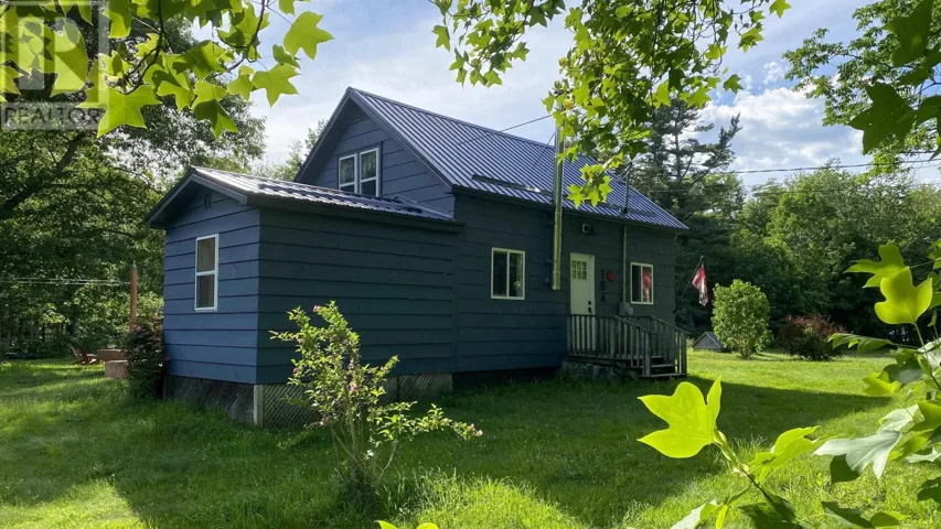 104 mount pleasant Road, Brooklyn, Nova Scotia B0J1H0