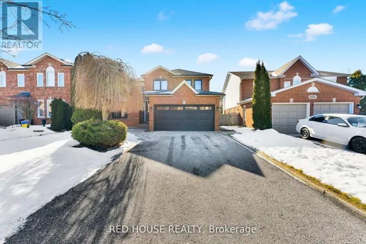 985 SANDCLIFF DRIVE, Oshawa (Pinecrest), Ontario L1K2E4