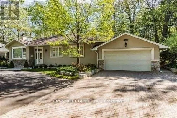 1588 TRUSCOTT DRIVE, Mississauga (Lorne Park), Ontario L5J1Z4