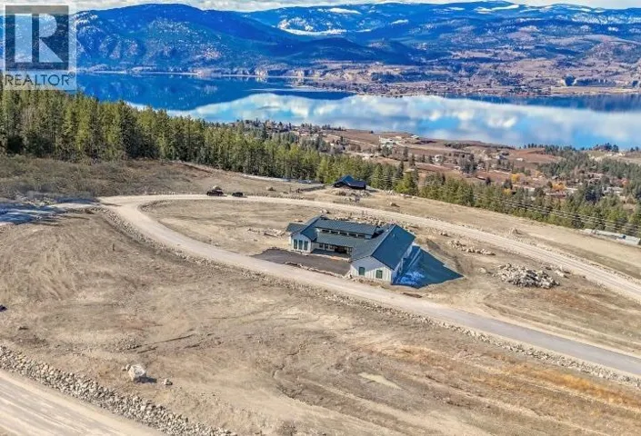 215 Benchlands Drive, Naramata, British Columbia V0H1N1