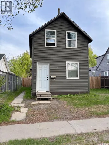 307 15th STREET W, Prince Albert, Saskatchewan S6V3R1
