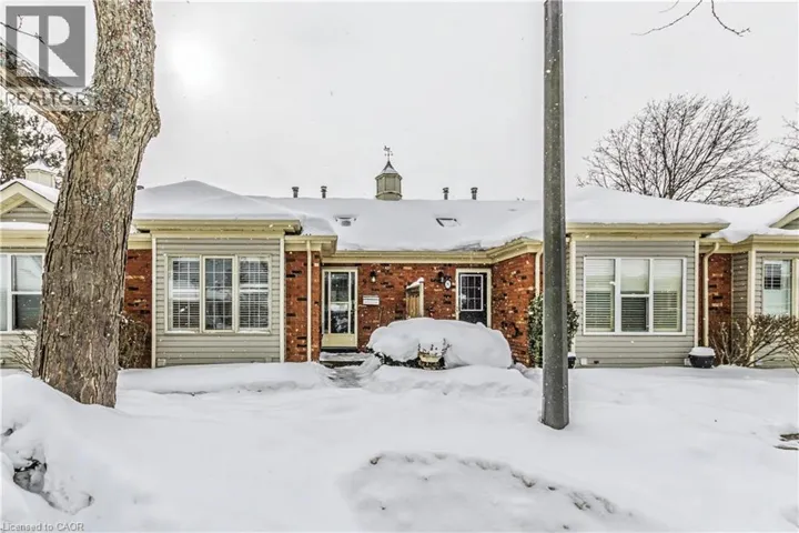 175 FIDDLERS GREEN Road Unit# 9, Hamilton, Ontario L9G4X7