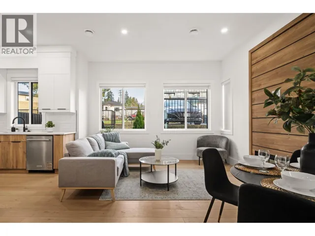 104 941 DANSEY AVENUE, Coquitlam, British Columbia V3K3G8