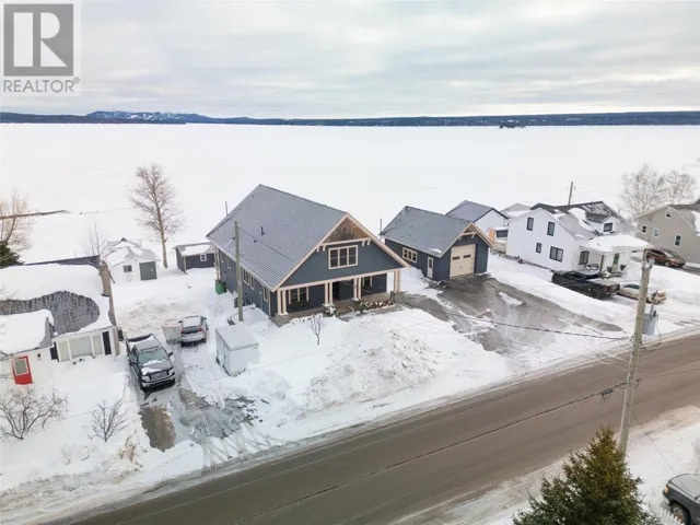 28 Church Road, Botwood, Newfoundland & Labrador A0H1E0