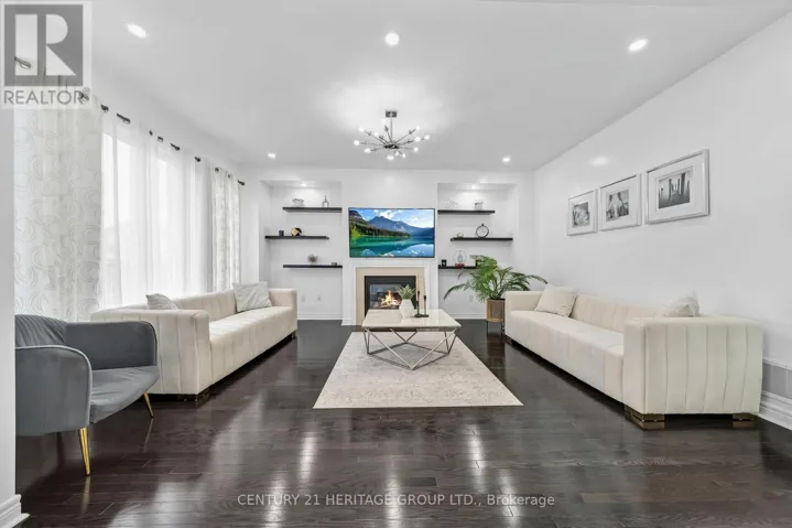 32 AMBERWING LANDING, Bradford West Gwillimbury (Bradford), Ontario L3Z0H9