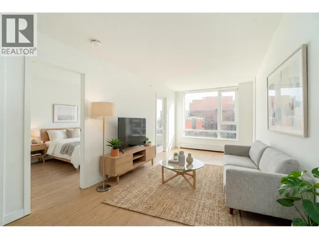 716 188 KEEFER STREET, Vancouver, British Columbia V6A0E3