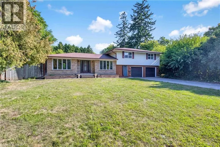 10 HARRIS Avenue, Brantford, Ontario N3R2E9