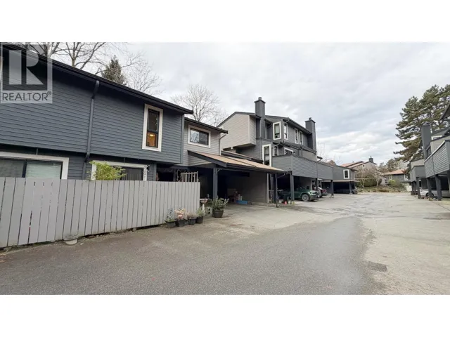7438 ECHO PLACE, Vancouver, British Columbia V5S3Z2