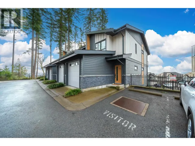 111 3525 CHANDLER STREET, Coquitlam, British Columbia V3E0L9