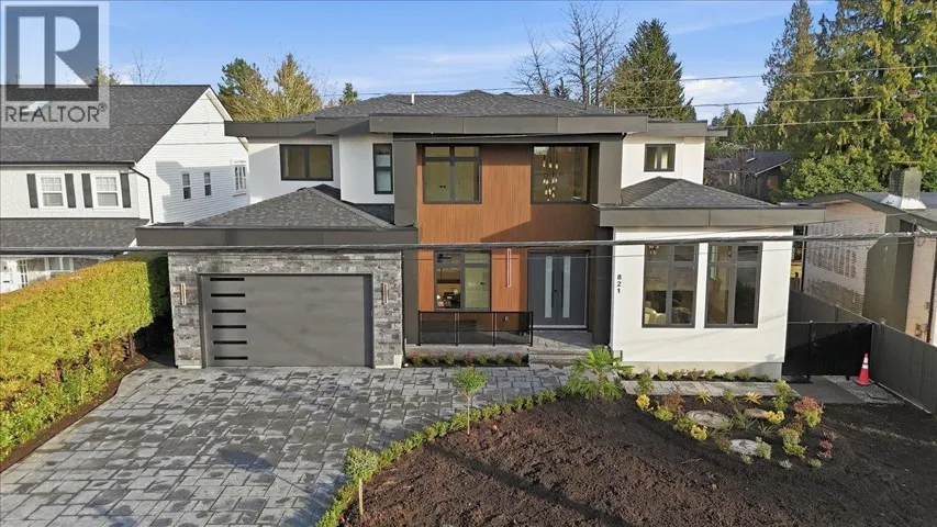 821 PORTER STREET, Coquitlam, British Columbia V3J5B9