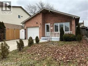 5 TWINOAKS Crescent, Stoney Creek, Ontario L9J2E6