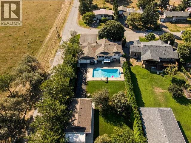 5996 Todd Hill Crescent, Kamloops, British Columbia V2C4X8